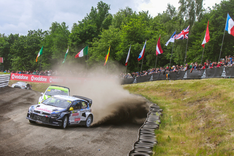 Illustration for article titled Fantasy WorldRX Review: (B)Estering